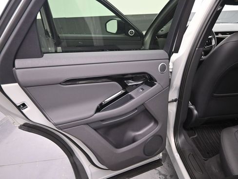 New 2026 Land Rover Range Rover Evoque S AWD/4WD image 15