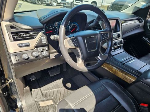 Used 2017 GMC Yukon Denali w/ Open Road Package AWD/4WD image 13