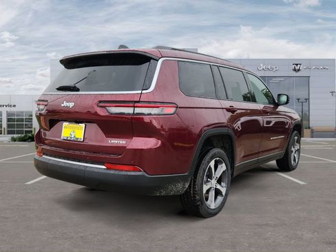 New 2026 Jeep Grand Cherokee L Limited RWD image 5