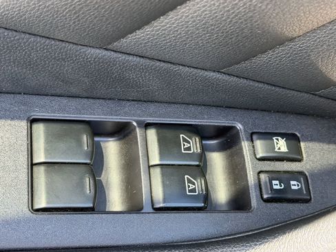 Used 2016 INFINITI QX70 2WD w/ Premium Package image 6