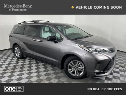Used 2022 Toyota Sienna XSE
