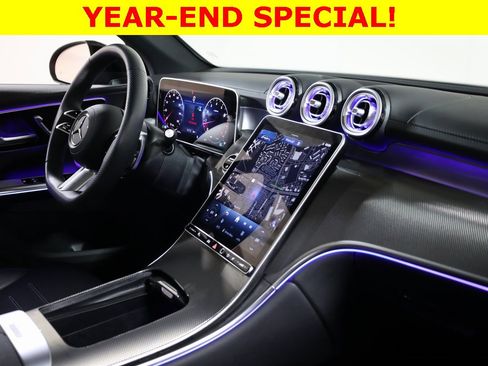 Used 2025 Mercedes-Benz GLC 300 4MATIC image 48