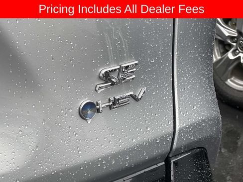 Used 2025 Toyota RAV4 SE AWD/4WD image 8