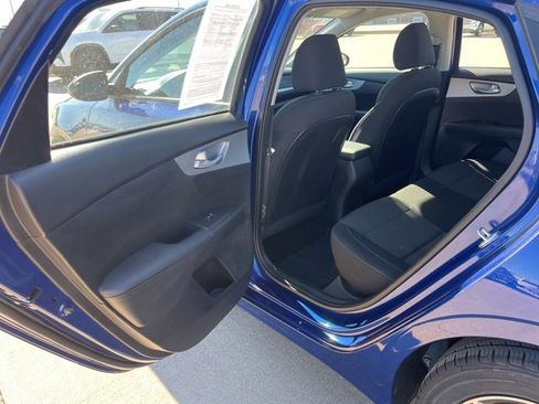 Used 2023 Kia Forte LXS image 33