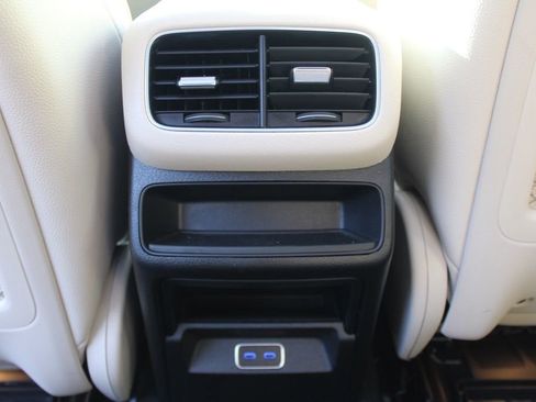 Certified 2025 Mercedes-Benz GLE 450 GLE 450 image 34