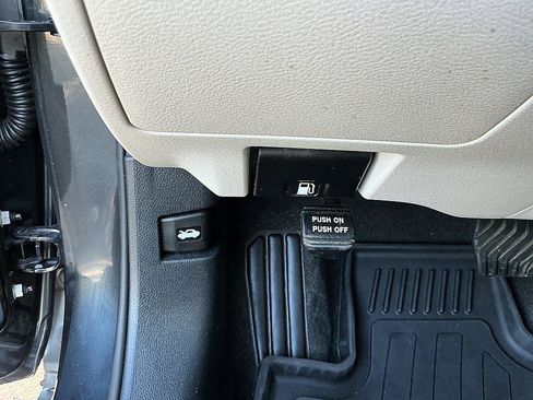Certified 2022 Nissan Altima 2.5 SV FWD image 14