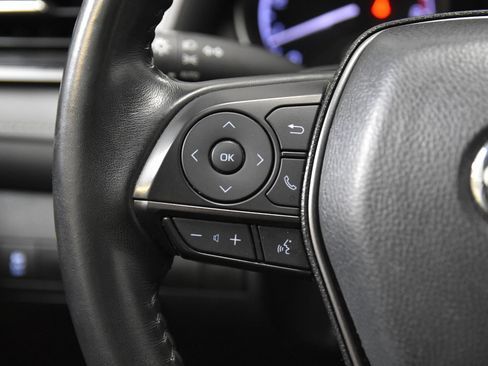 Used 2023 Toyota Camry SE FWD image 19