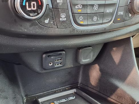 Used 2022 Chevrolet Traverse RS w/ LPO, Floor Liner Package AWD/4WD image 11