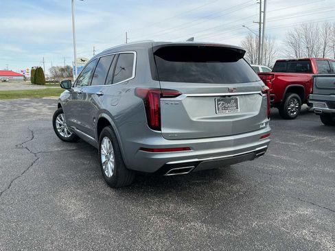 Used 2024 Cadillac XT6 Luxury w/ LPO, Floor Liner Package AWD/4WD image 5