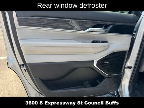 Used 2022 Jeep Wagoneer Series III w/ Rear Seat Video Group 1 RWD image 11