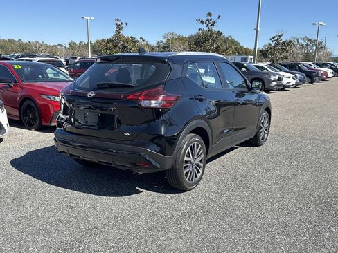 Certified 2024 Nissan Kicks SV image 4