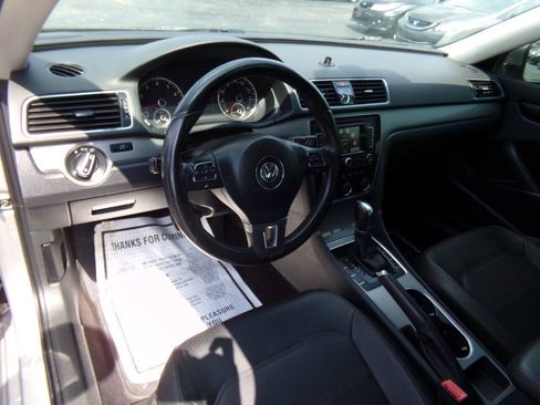Used 2014 Volkswagen Passat 1.8T SE FWD image 47