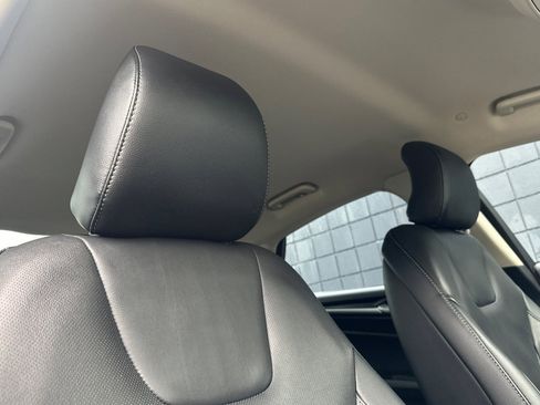 Used 2017 Ford Fusion Energi Titanium image 16