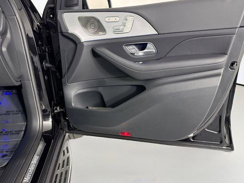 New 2026 Mercedes-Benz GLS 580 4MATIC image 24