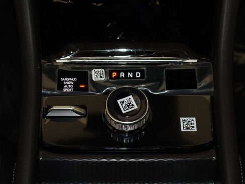 New 2025 Jeep Grand Cherokee L Limited image 13