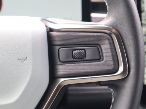 Used 2023 Rivian R1S Launch Edition image 13