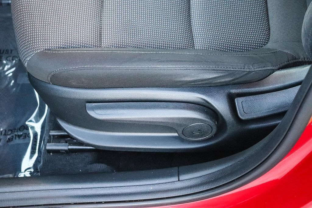 Used 2022 Hyundai Accent FWD image 24