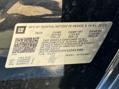 Used 2019 GMC Sierra 1500 SLT w/ SLT Premium Package image 16