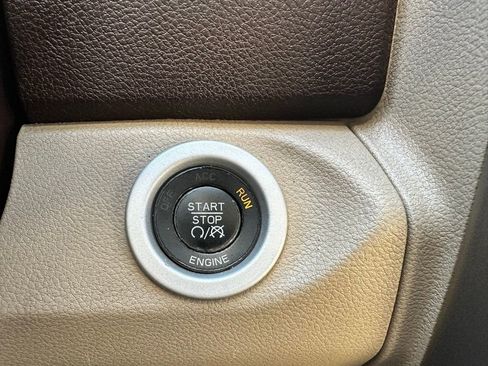 Used 2014 RAM 3500 Laramie image 16