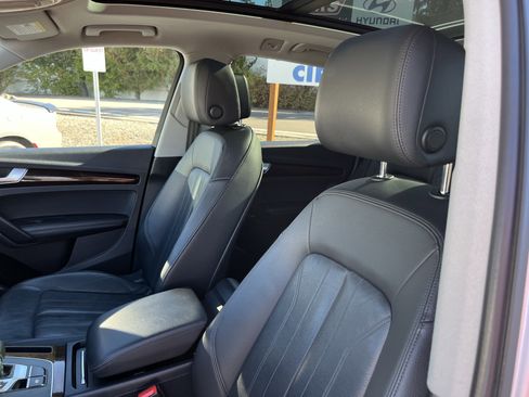 Used 2019 Audi Q5 Premium Plus image 17