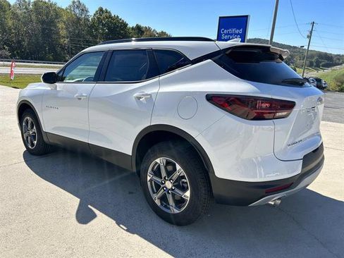 New 2025 Chevrolet Blazer LT w/ Convenience Package image 6