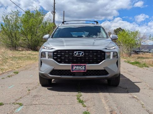 Used 2023 Hyundai Santa Fe SEL image 2