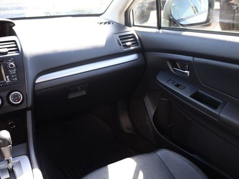 Used 2013 Subaru Crosstrek 2.0i Limited w/ Popular Pkg 1 AWD/4WD image 22