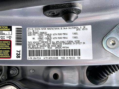 Used 2021 Toyota Tacoma SR5 RWD image 16