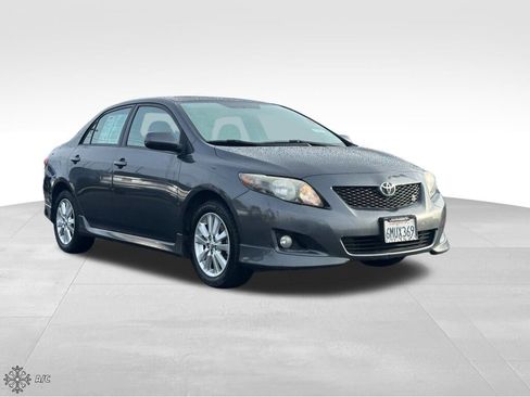 Used 2010 Toyota Corolla S image 1