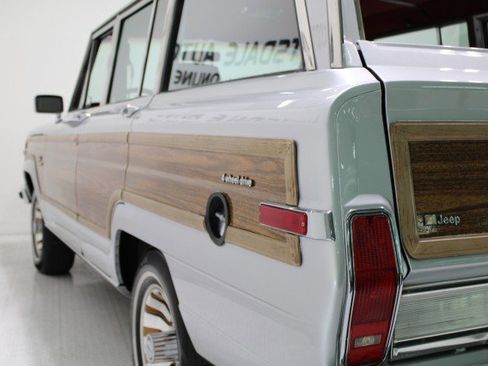 Used 1986 Jeep Grand Wagoneer image 37