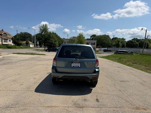Used 2009 Subaru Forester 2.5X Limited AWD/4WD image 6