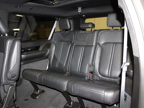 New 2026 Jeep Grand Wagoneer L Summit AWD/4WD image 36
