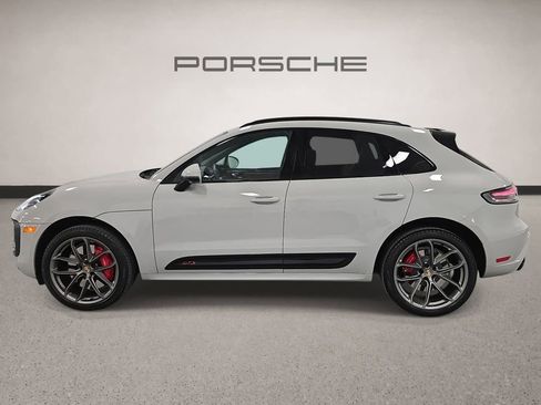 Certified 2024 Porsche Macan GTS AWD/4WD image 2