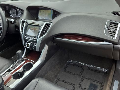 Used 2015 Acura TLX w/ Technology Package FWD image 16