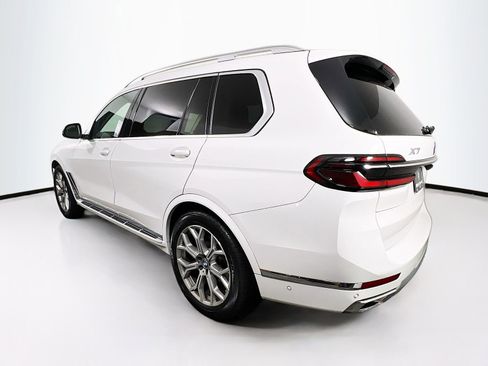 Used 2024 BMW X7 xDrive40i image 5