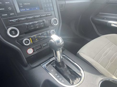 Used 2016 Ford Mustang Coupe RWD image 30