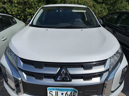 Used 2025 Mitsubishi Outlander Sport SE AWD/4WD image 2