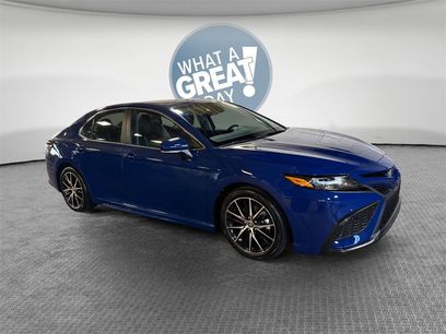 Used 2023 Toyota Camry SE w/ Cold Weather Package