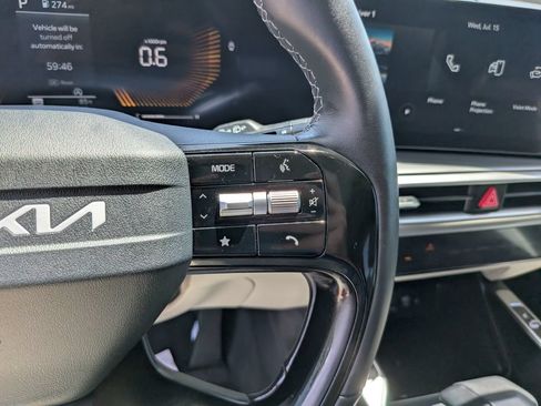 Certified 2026 Kia Sorento S FWD image 33