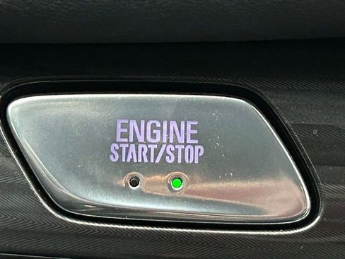 Used 2023 Buick Enclave Essence w/ Sport Touring Edition image 3