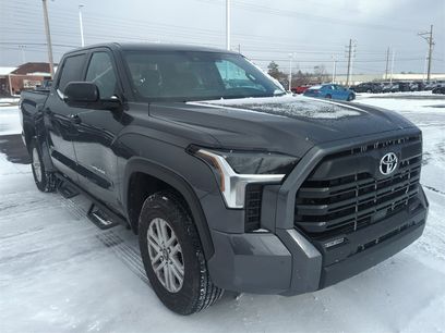 Used 2026 Toyota Tundra SR5 w/ SR5 Convenience Package