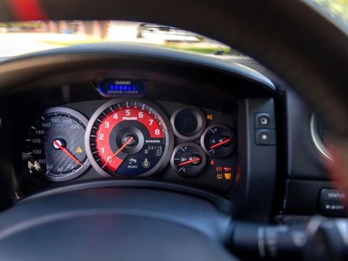 Used 2009 Nissan GT-R Premium image 26