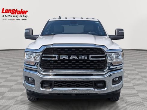 Used 2024 RAM 3500 Big Horn image 7