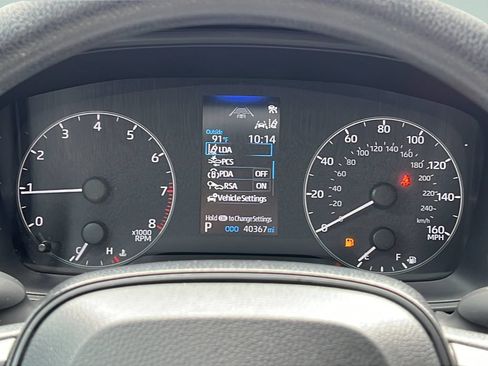 Used 2024 Toyota Corolla LE FWD image 21