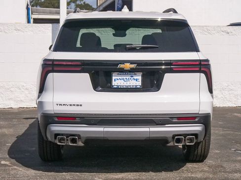 New 2026 Chevrolet Traverse LT FWD image 8