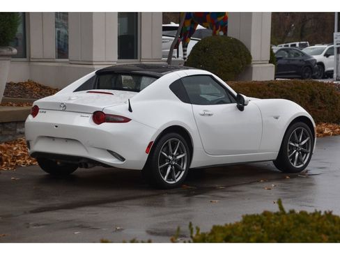 Used 2023 MAZDA MX-5 Miata Grand Touring w/ Weather Package image 4