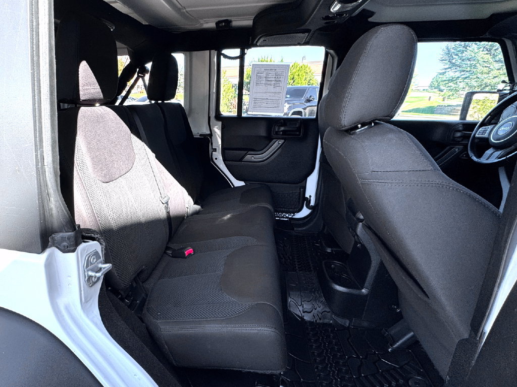 Used 2017 Jeep Wrangler Unlimited Sport AWD/4WD image 30