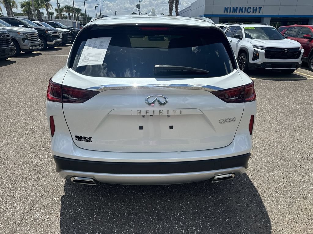 Used 2023 INFINITI QX50 Luxe FWD image 15