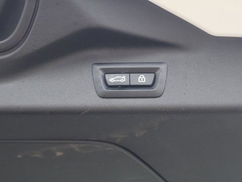 Used 2021 BMW X7 xDrive40i w/ Premium Package image 24