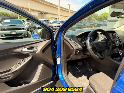 Used 2018 Ford Focus SEL FWD image 18